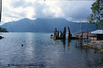 Der Lake Batur